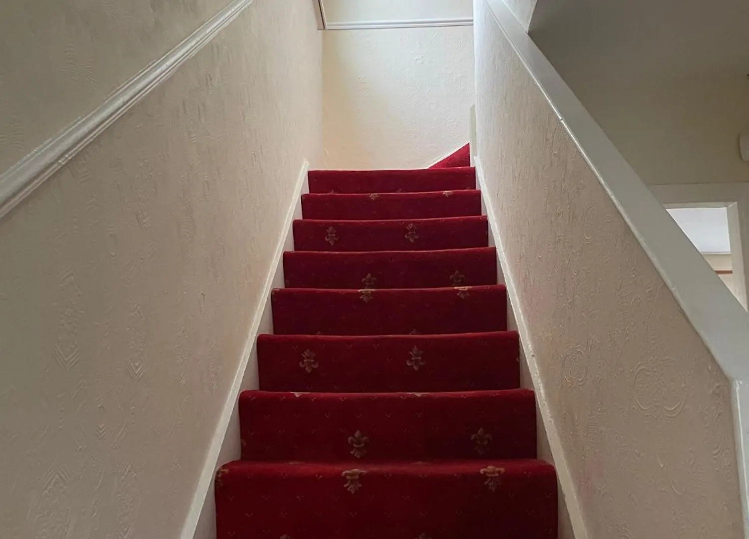 Gasthuis Superb Triple Room Near Airport - 1 Dublin Ierland